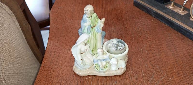 antique 9