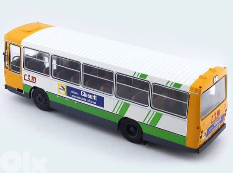 Pegaso 5062A diecast Bus model 1;43. 4