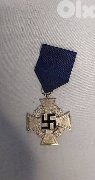Nazi German Medal with the  NaziSawistica and word Fehrur 0
