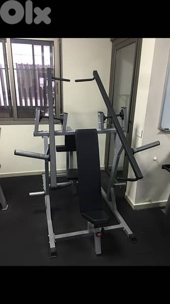 gym machine in very good condition we have also all sports equipment 4