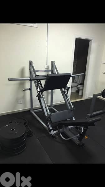 gym machine in very good condition we have also all sports equipment 8