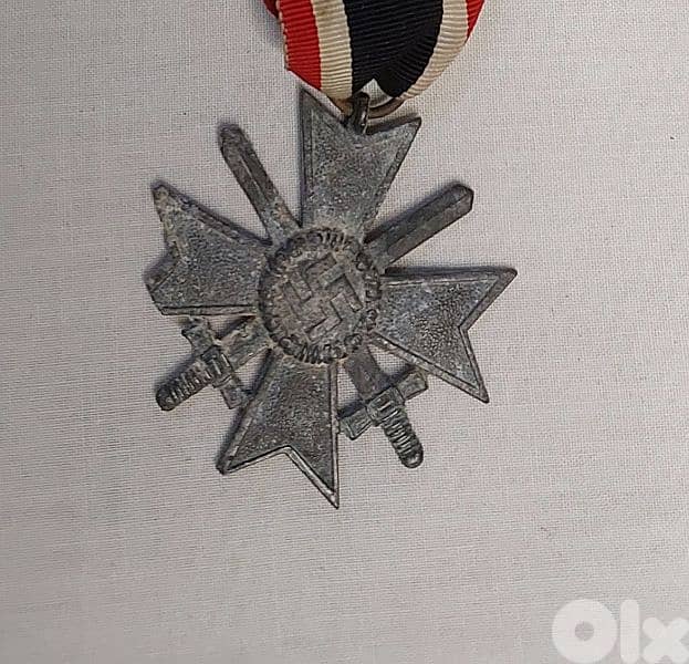 German Nazi  Hitler Medal related to the World War II " 1939- 1945" 0
