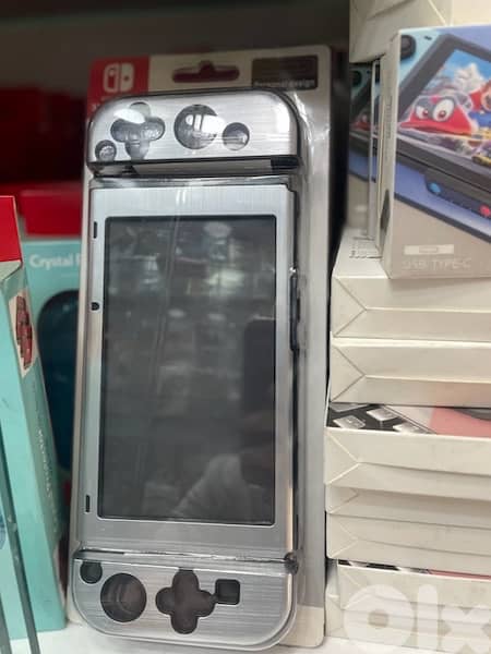 Nintendo Switch OLED FREE Case and Screen Protector 12