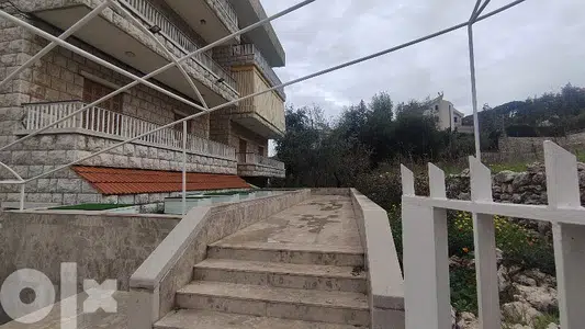 Rent in Ajaltoun - شقة للإيجار في عجلتون