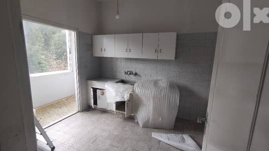 Rent in Ajaltoun - شقة للإيجار في عجلتون