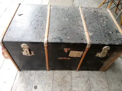 صناديق قديمة قياس كبير عدة موديلات