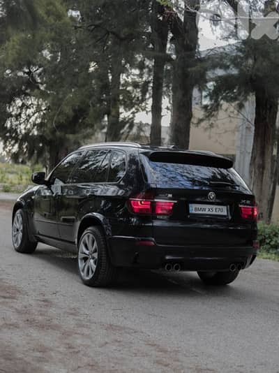 BMW X5 4.8 M Package