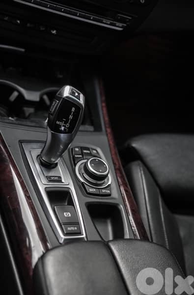 BMW X5 4.8 M Package