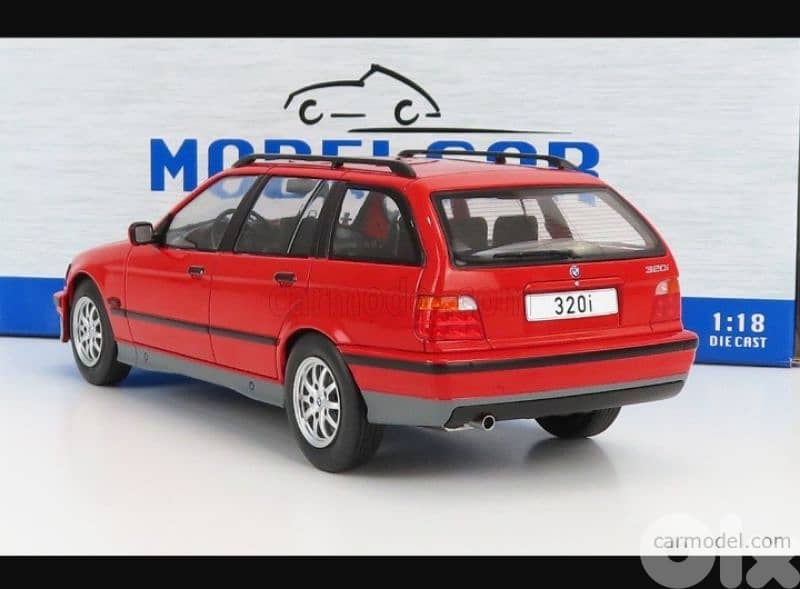 BMW Station Wagon ('95) diecast car model 1;18. 2