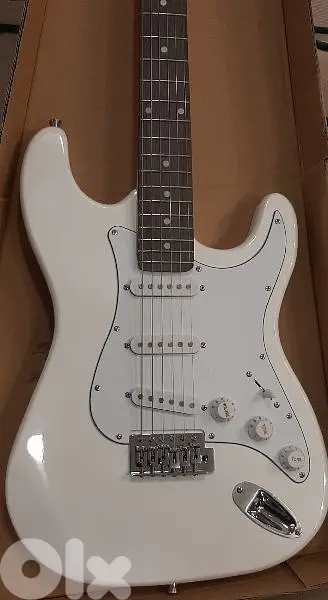 electric guitar Hoffner brand new in box  غيتار الكتريك