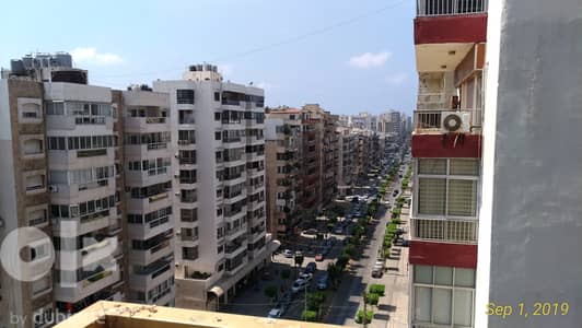 شقة مساحة 325م للبيع في موقع مميز في الميناء طرابلس - للجاديين فقط