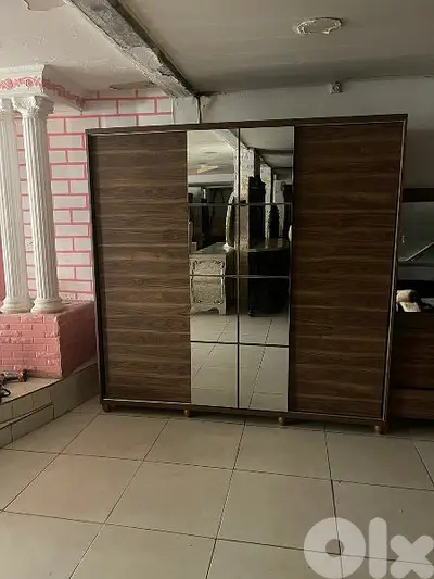 أوضة نوم كاملة مع فرشة