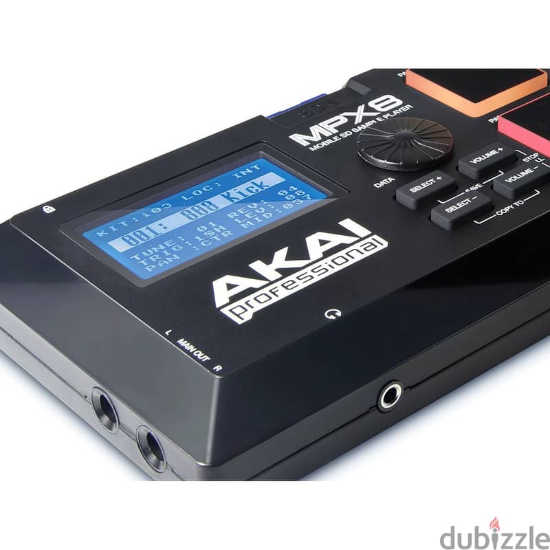 Akai MPX8 SD Sampler Pad Controller 0