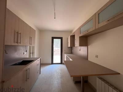 Luxurious Apartment+ Garden for For Rent  in Baabdat