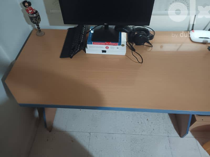 office desk 1