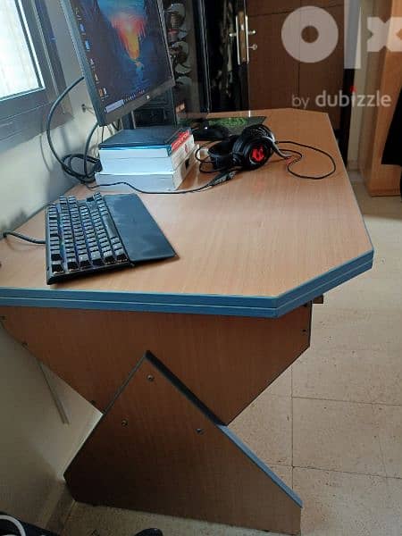 office desk 3