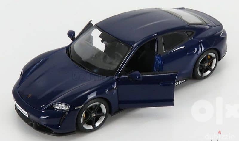 Porsche Taycan Turbo S  diecast car model 1:24. 3