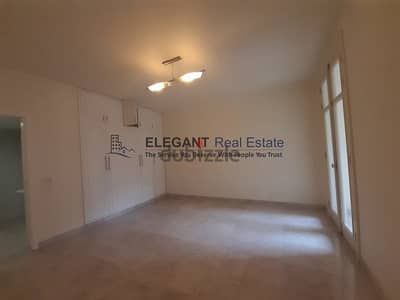 Spacious Apartment in a Prime Location ! Spacious Apartment in a Prime Location !