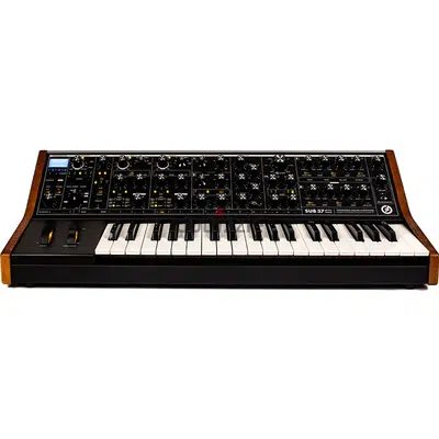 Moog Subsequent 37