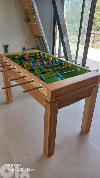babyfoot (wooden zein)