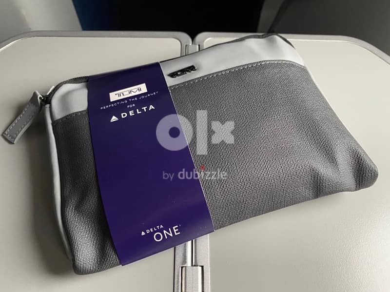 TUMI (original) - New Wallet - Amenity Purse - Pouch - Bag 22cmx15cm 0