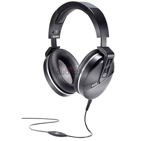 Ultrasone Performance 820 Closed-Back Headphones 1