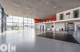 Showroom In Verdun Prime (350Sq) 4 Facades (BT-729)