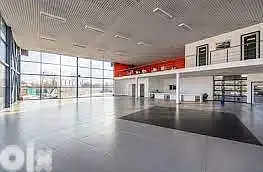 Showroom In Verdun Prime (350Sq) 4 Facades (BT-729)