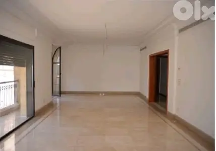 SPACIOUS APARTMENT IN DOWNTOWN PRIME (310Sq) 3 BEDROOMS , (AC-610)