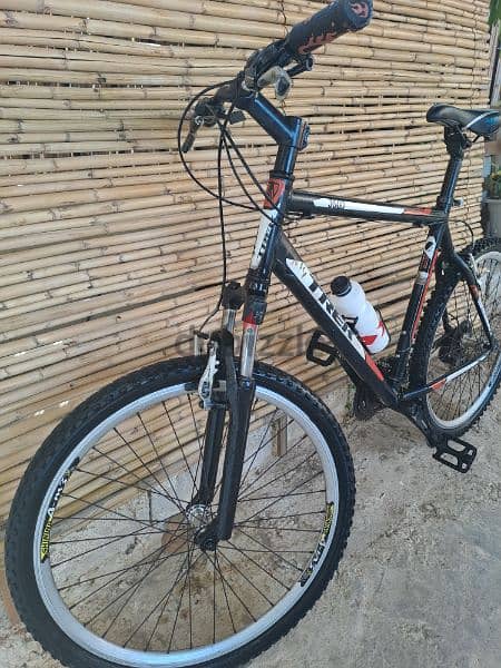 TREK 26" 4