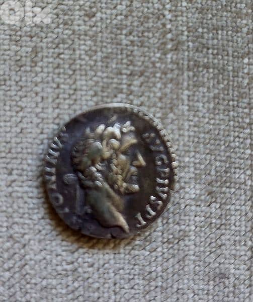 Antoninuis Pius Emperor Silver Coin Denarius Rome mint year 138 AD 0