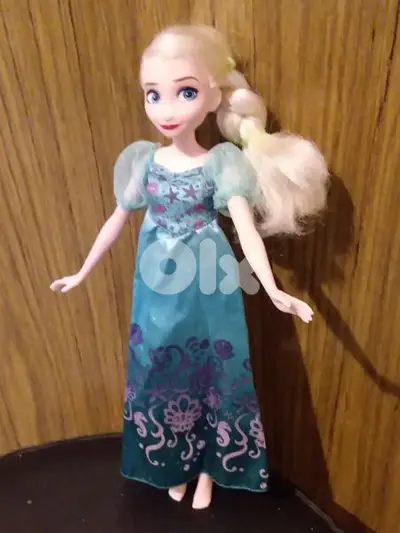 FROZEN 2 ELSA SINGING Disney 2019 Hasbro As New doll INTO THE UNKNOWN
