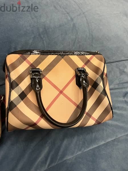 Used original Burberry handbag for sale for 100$ 0