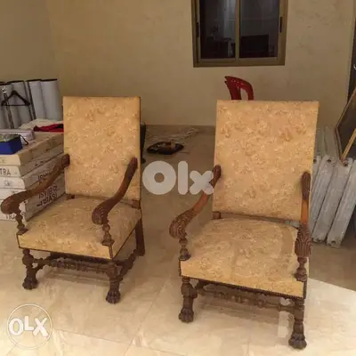 chaise de pied de lion