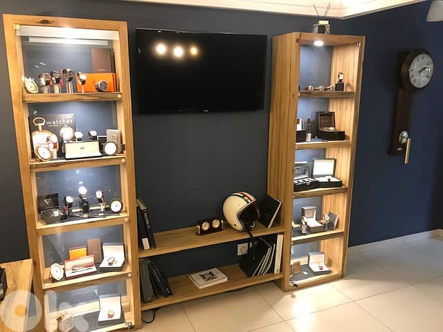 Watch and Jewelery furnitures at 50% off 0