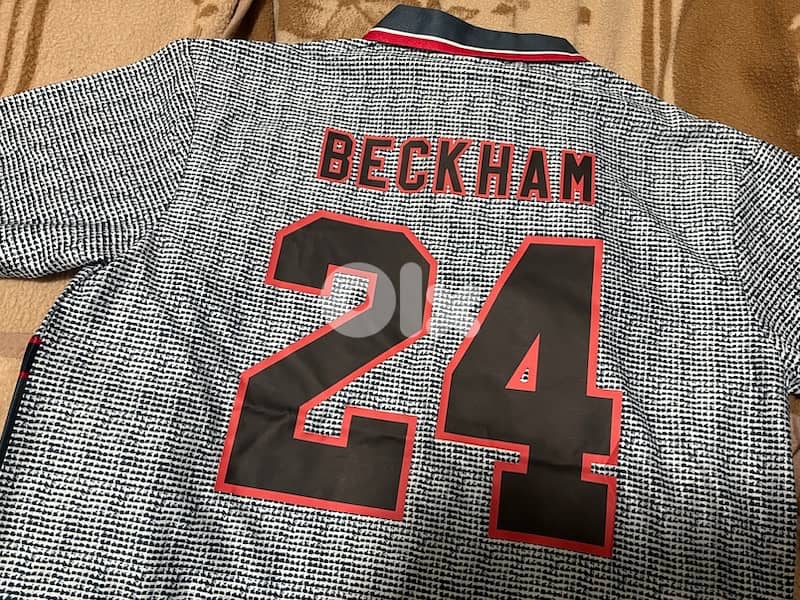 Manchester united Beckham 24 retro third special edition 1996  umbro 0