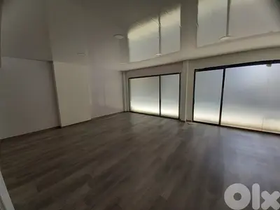 70 Sqm | Shop For Rent In Verdun