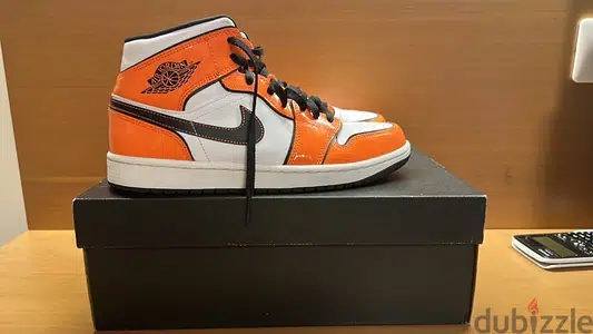 air Jordan 1 mid turf orange