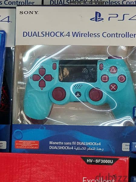 PS4 controllers 7