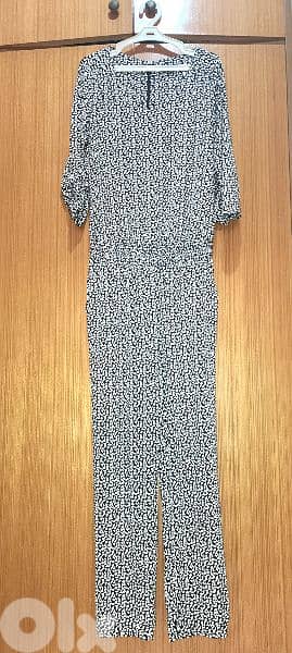 Overall jumpsuit size 36 small اوفرول 10