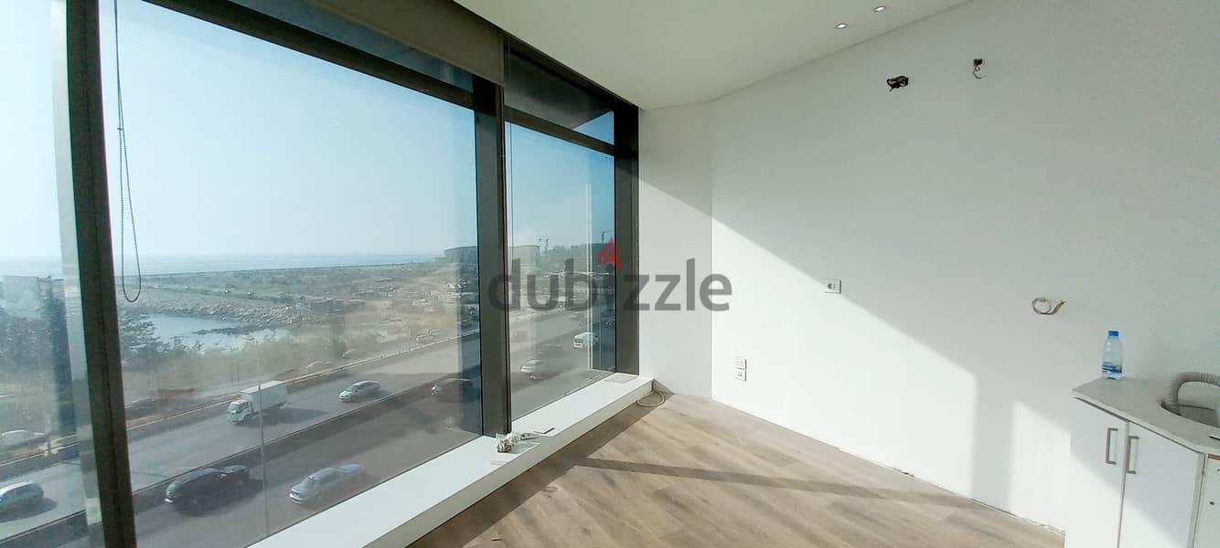 Office for rent in Antelias 0
