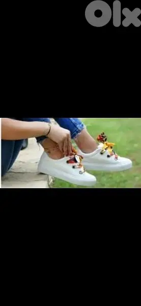 shoes white with satin ribbon 39.40 only shoes white with satin ribbon 39.40 only