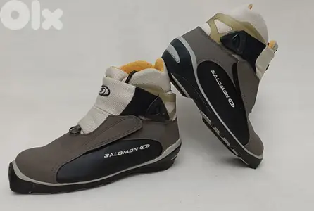 salomon ski shoes