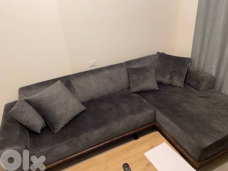 living room 0