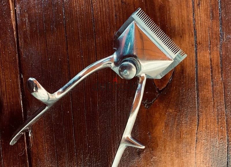 Hand Scissor 1