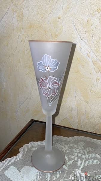 set of flutes glass 0