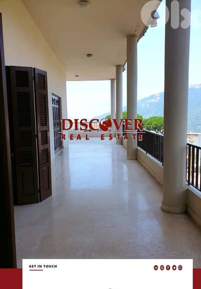 | 340sqm Apartment for fale in Baabdat - prime location