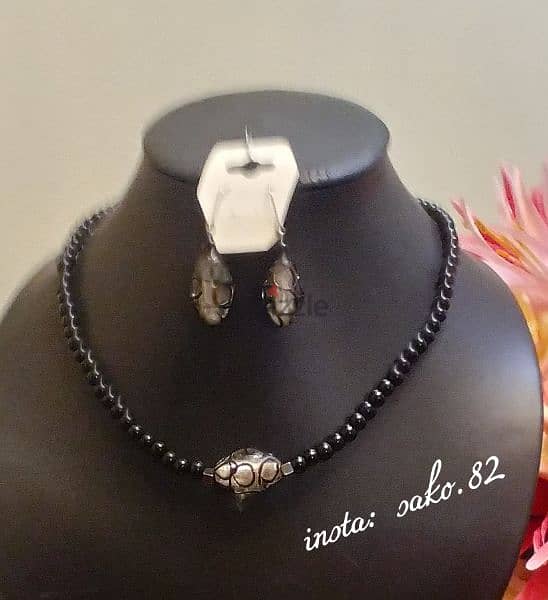 handmade accessories 0