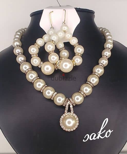 handmade accessories 0