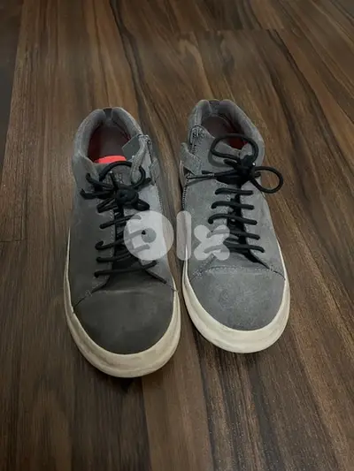 camper bottes size 31-32